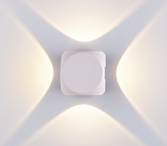 Подсветка интерьерная 1504 TECHNO LED CUBE белый