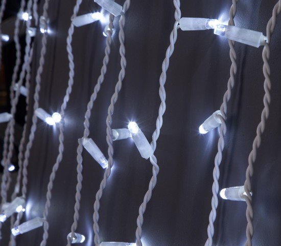 Уличная гирлянда 200-101 белый 2*3м IP65