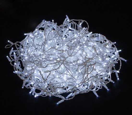 Уличная гирлянда 200-101 белый 2*3м IP65