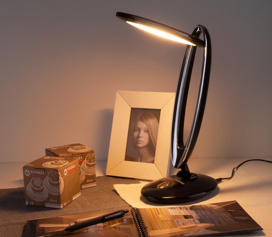 Настольная лампа Saturn черный (TL80930)