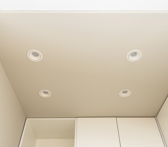 Точечный светильник 7012 MR16 WH белый