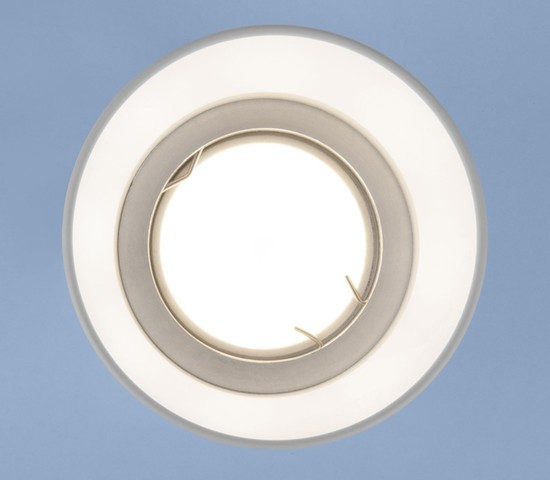 Точечный светильник 6073 MR16 WH белый