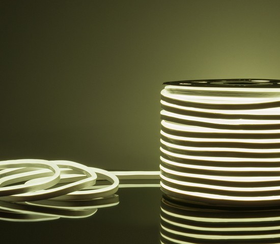 Гибкий неон LS001 220V 9.6W 120Led 2835 IP67 6500K односторонний холодный белый, 50 м