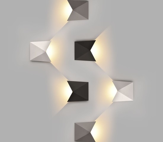 Универсальный уличный светильник 1517 TECHNO LED BATTERFLY белый