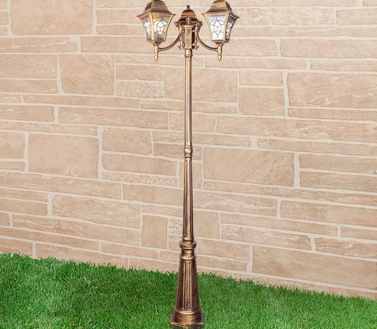 Универсальный уличный светильник Altair F/3 черное золото