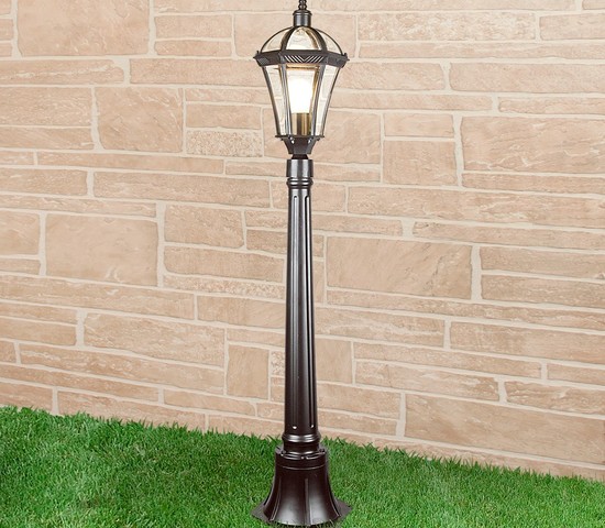 Универсальный уличный светильник Capella F черный