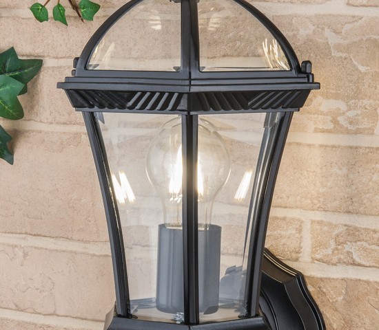 Универсальный уличный светильник Capella черный