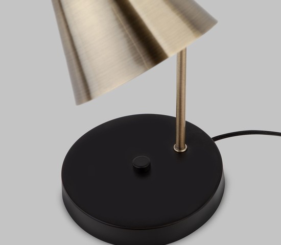 Настольная лампа 01109/1