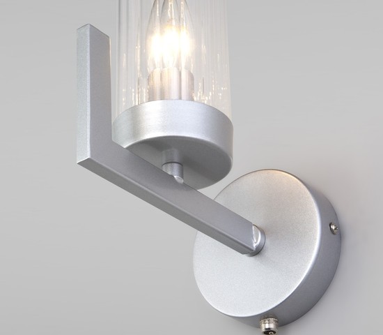 Настенный светильник 60133/1 серебро