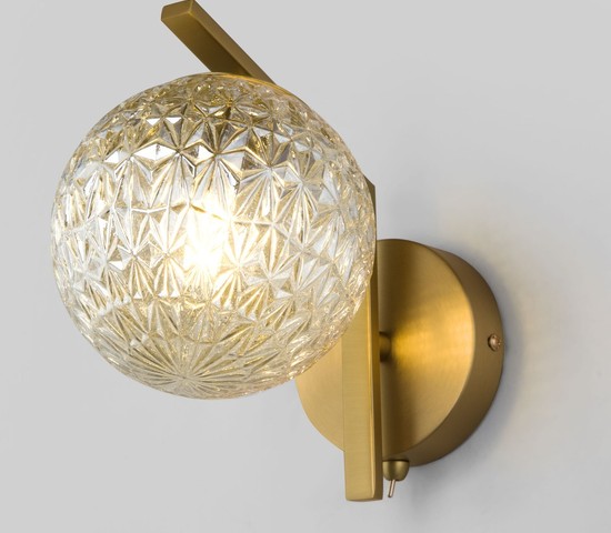 Настенный светильник 70132/1 латунь