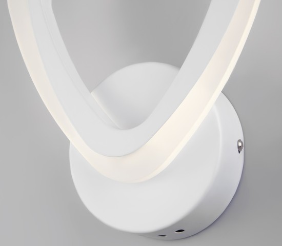 Настенный светильник 90216/1 белый