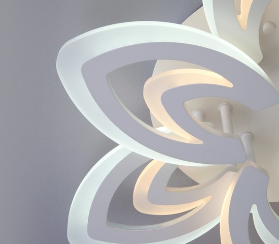 Люстра 90227/6 белый