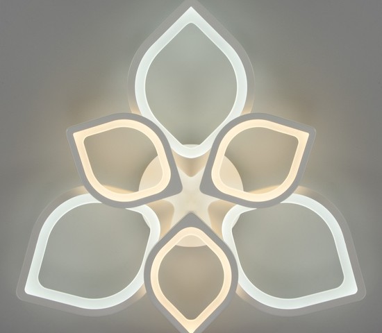 Люстра 90228/6 белый