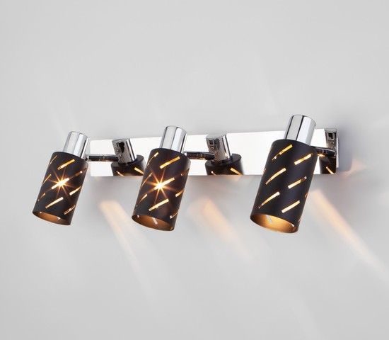 Настенный светильник 20090/3 черный/хром