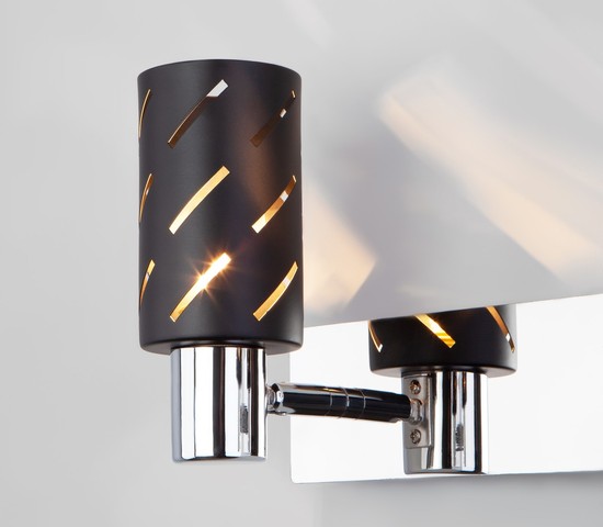 Настенный светильник 20090/2 черный/хром