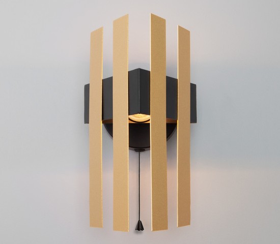 Настенный светильник 70116/1 черный