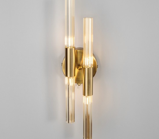 Настенный светильник 557/4