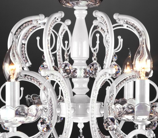 Люстра 10107/8 глянцевый белый/прозрачный хрусталь Strotskis
