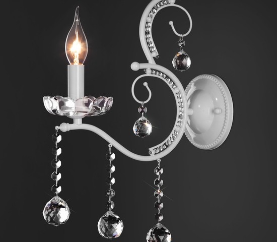 Настенный светильник 10107/1 глянцевый белый/прозрачный хрусталь Strotskis