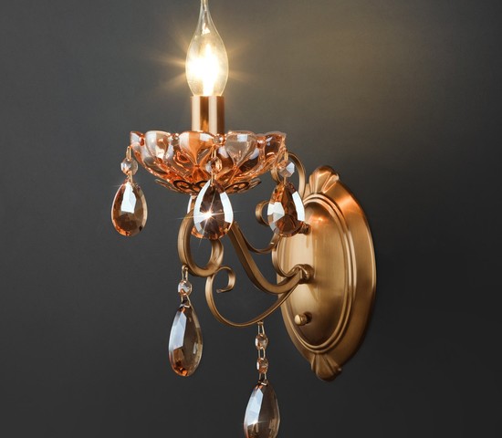 Настенный светильник 10109/1 бронза/тонированный хрусталь Strotskis