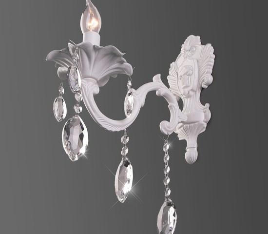 Настенный светильник 10108/1 белый/прозрачный хрусталь Strotskis