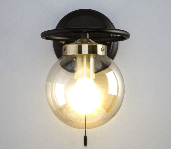 Настенный светильник 70104/1 черный