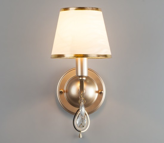 Настенный светильник 60091/1 перламутровое золото