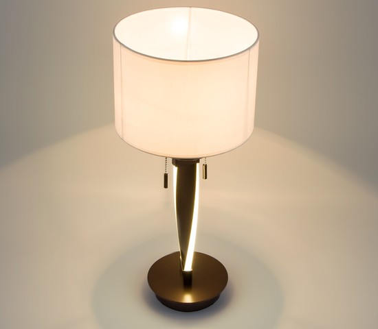 Настольная лампа 991