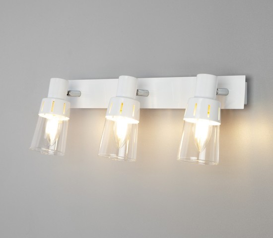 Настенный светильник 20081/3 белый