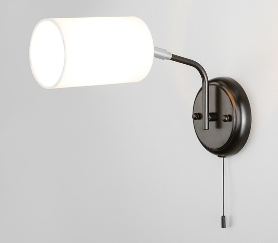 Настенный светильник 70072/1 белый