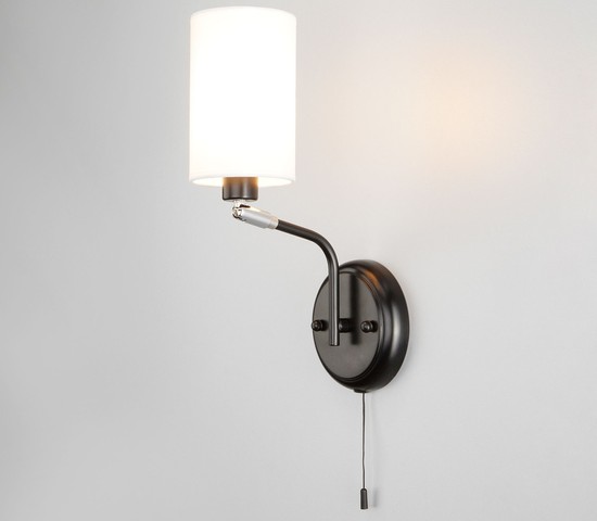 Настенный светильник 70072/1 белый