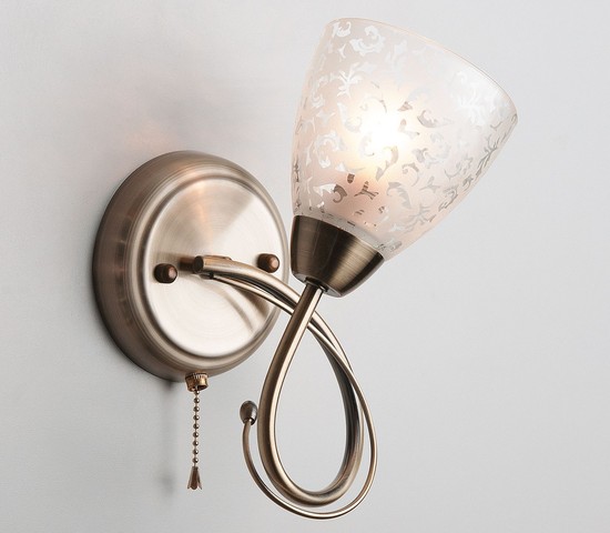 Настенный светильник 30130/1 античная бронза