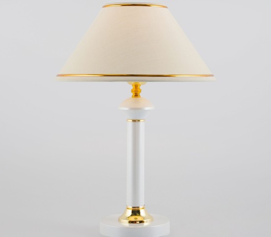 Настольная лампа 60019/1 глянцевый белый