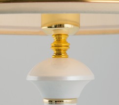 Настольная лампа 60019/1 глянцевый белый