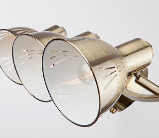 Настенный светильник 20052/3 античная бронза