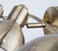 Настенный светильник 20052/3 античная бронза