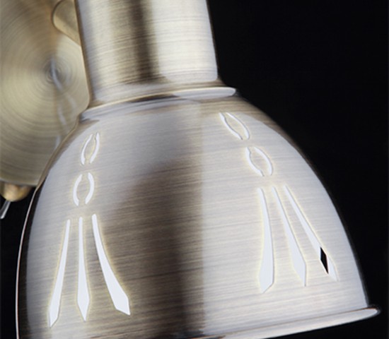 Настенный светильник 20052/1 античная бронза