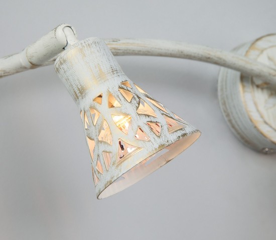 Настенный светильник 20027/3 белый с золотом