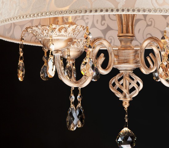 Люстра 10008/4 белый с золотом/тонированный хрусталь Strotskis