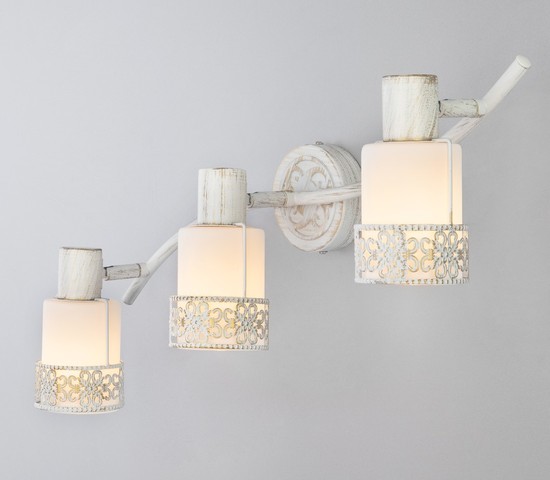 Настенный светильник 20025/3 белый с золотом