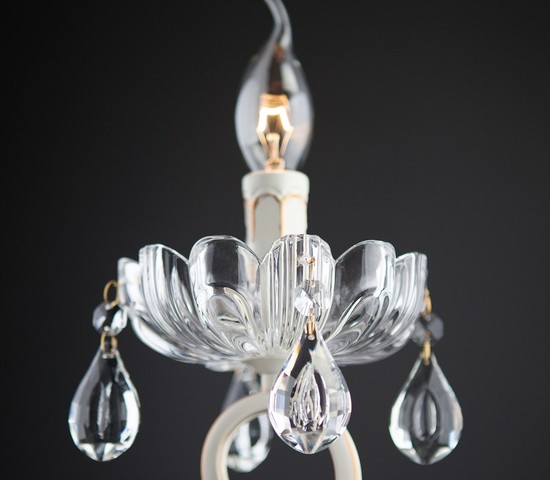 Настольная лампа 12205/1T белый Strotskis