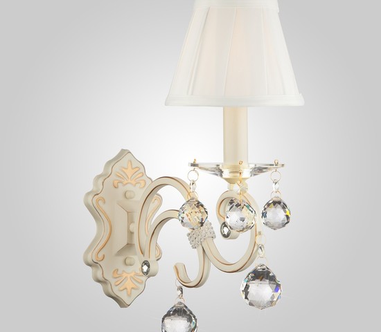 Настенный светильник 12075/1 белый Strotskis