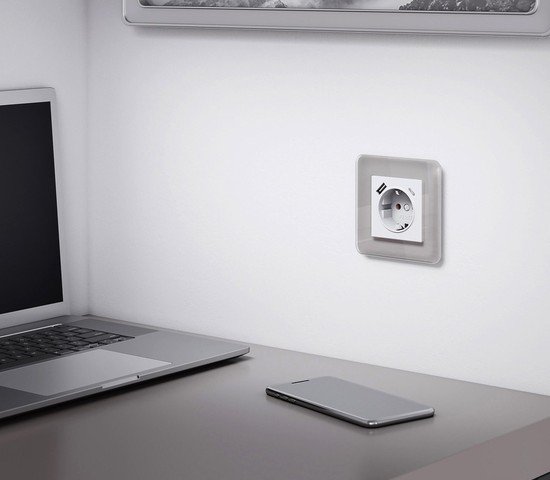 Рамка на 1 пост Elite (дымчатый, стекло) (W0012417)