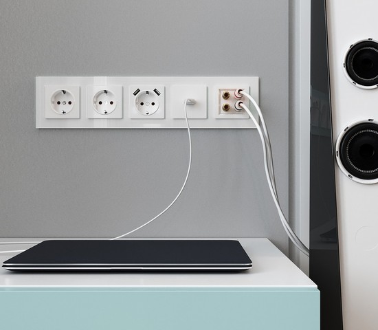 Розетка HDMI (белый) (W1186001)