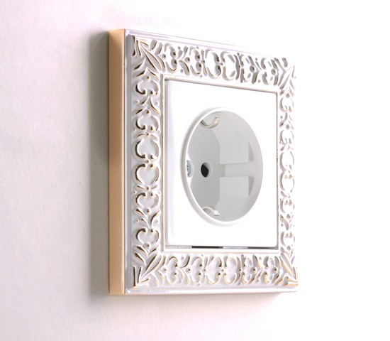 Розетка с заземлением, безвинтовой зажим (белый) (W1171301)