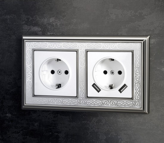 Розетка с заземлением, безвинтовой зажим (белый) (W1171301)