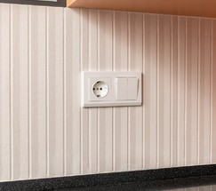 Розетка с заземлением и шторками (белый) (W1171101)