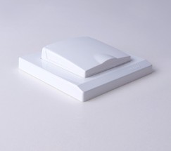 Розетка влагозащ. с зазем. с защит. крышкой и шторками (белый) (W1171201)