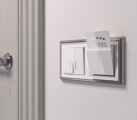 Выключатель двухклавишный проходной с подсветкой (белый) (W1122101)