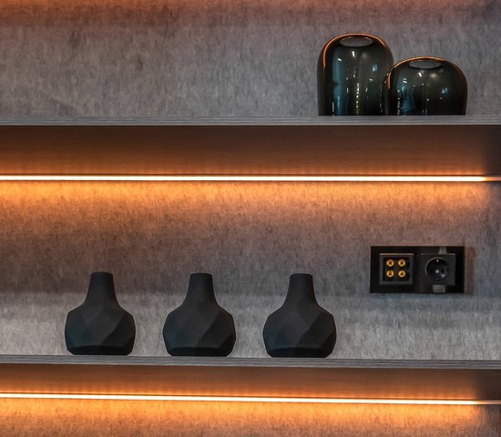 Розетка с заземлением, безвинтовой зажим (черный матовый) (W1171308)